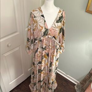 Floral V-Neck Maxi Dress